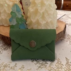 Portland Leather. Brand new. Mini Daisy wallet in Succulent.